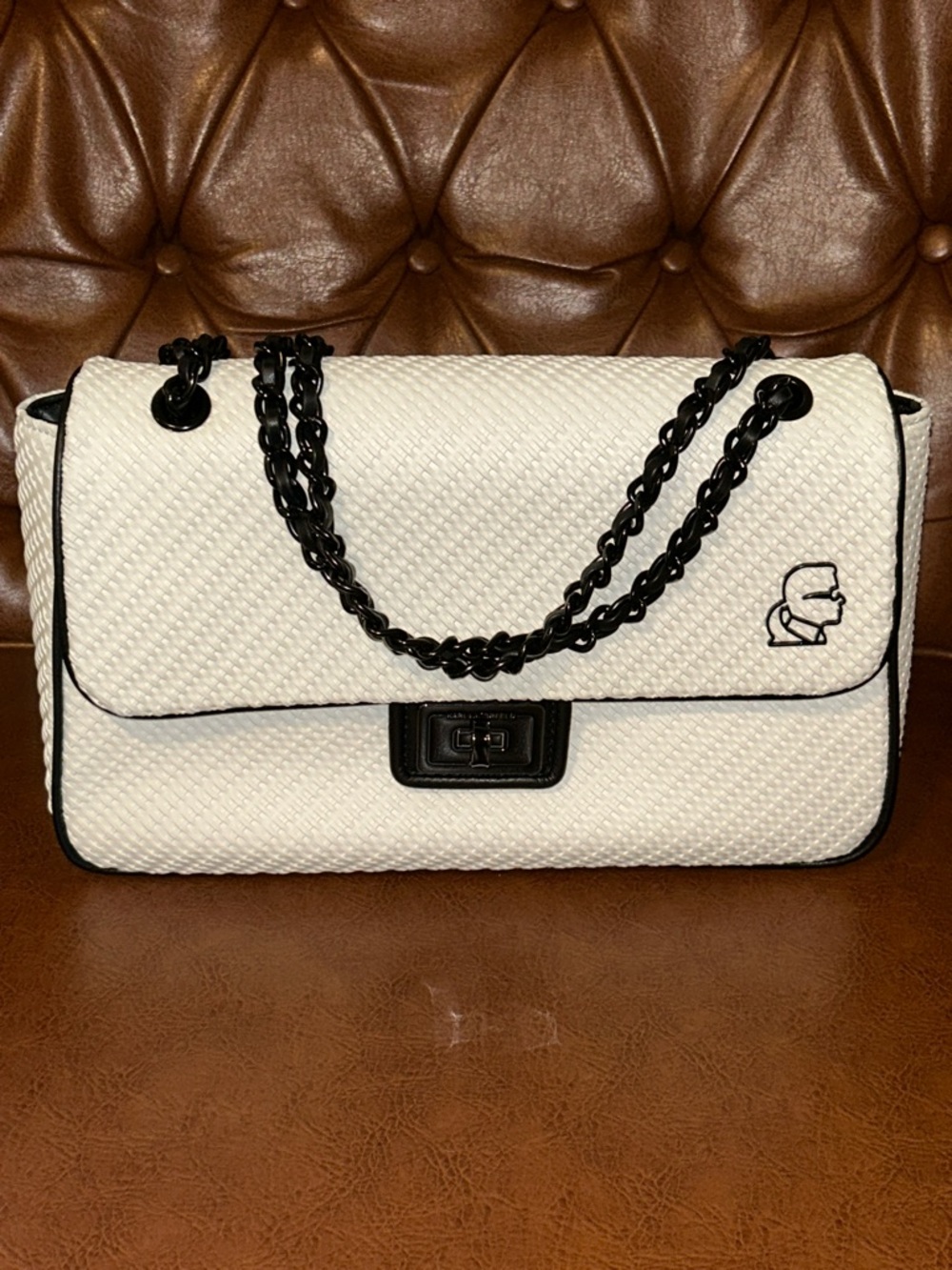 ⚜️HOST PICK⚜️Stylish Karl Lagerfeld Paris Bag - Picture 1 of 17